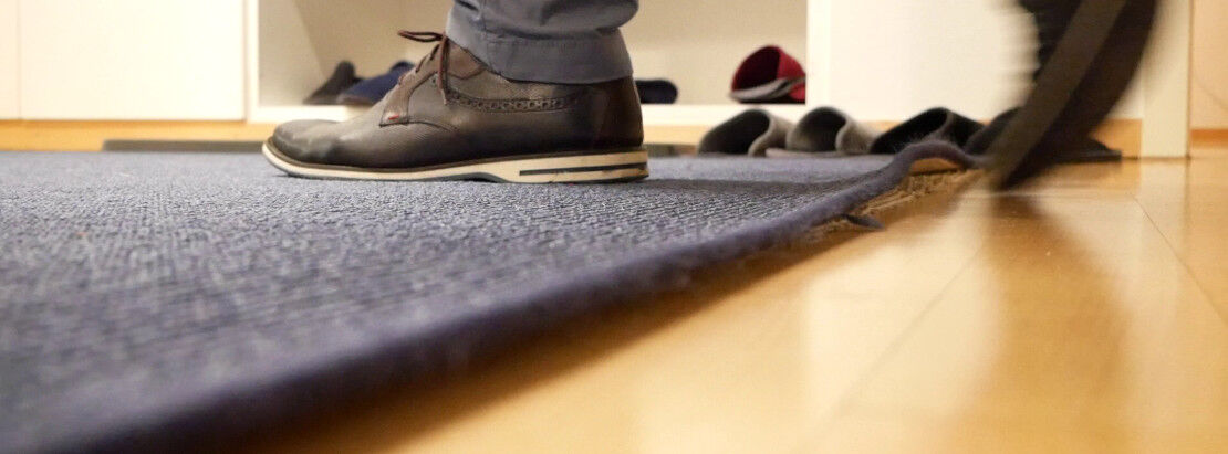 Aufgestellter Teppich